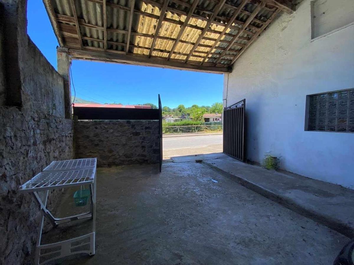 Casa Maribel Onís エクステリア 写真