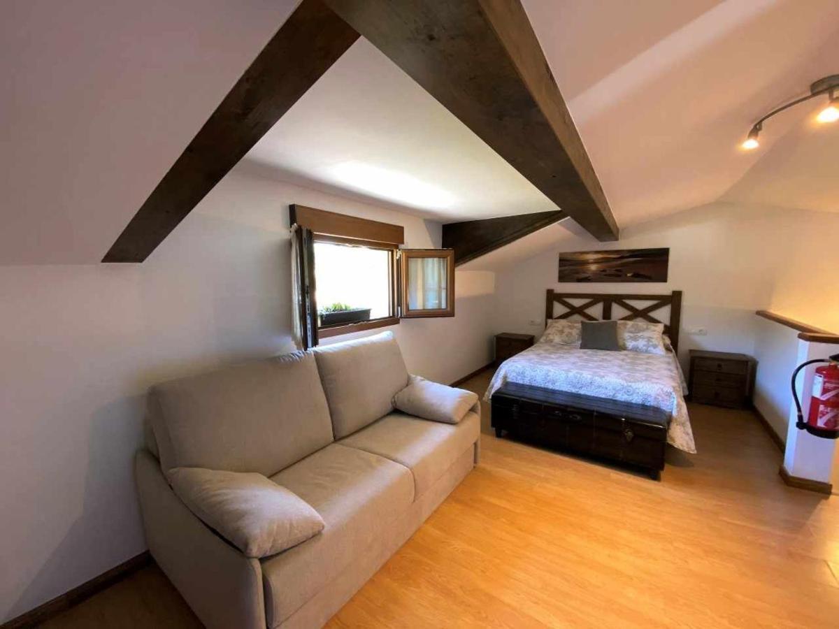 Casa Maribel Onís エクステリア 写真