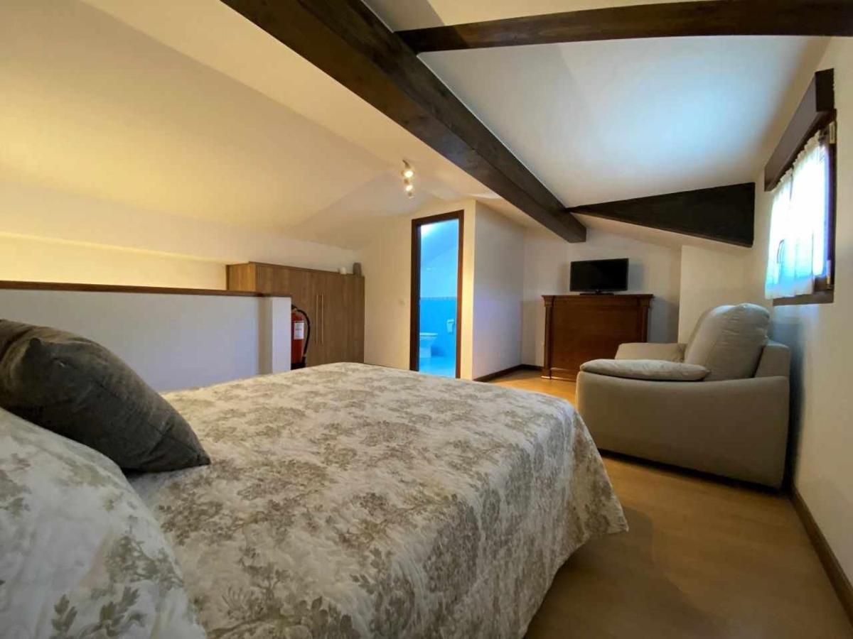 Casa Maribel Onís エクステリア 写真